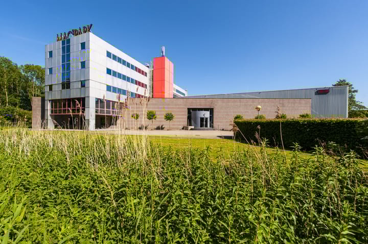 Albert Einsteinweg 4