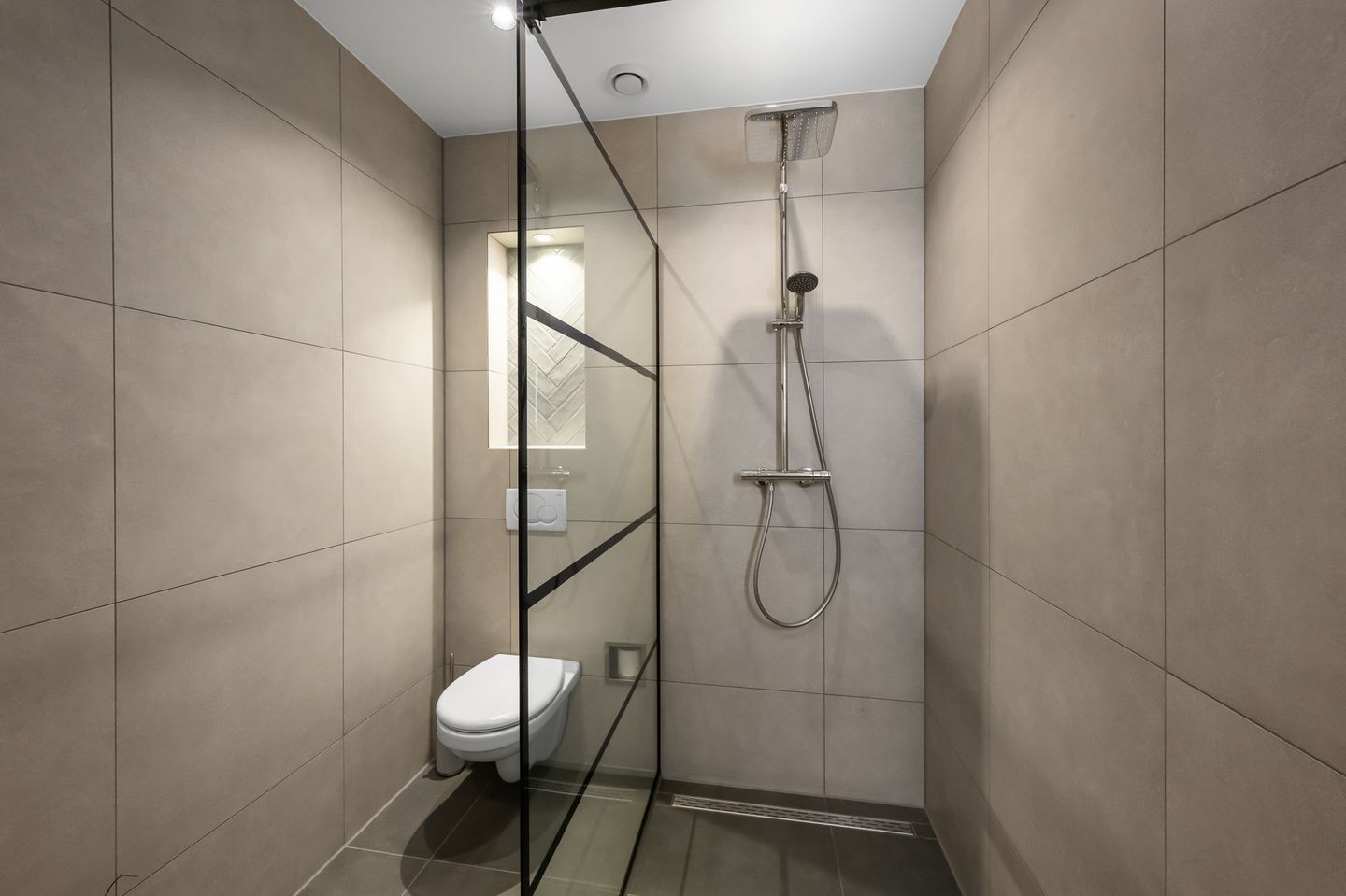 Foto 29 van Laan der Nederlanden 68-G