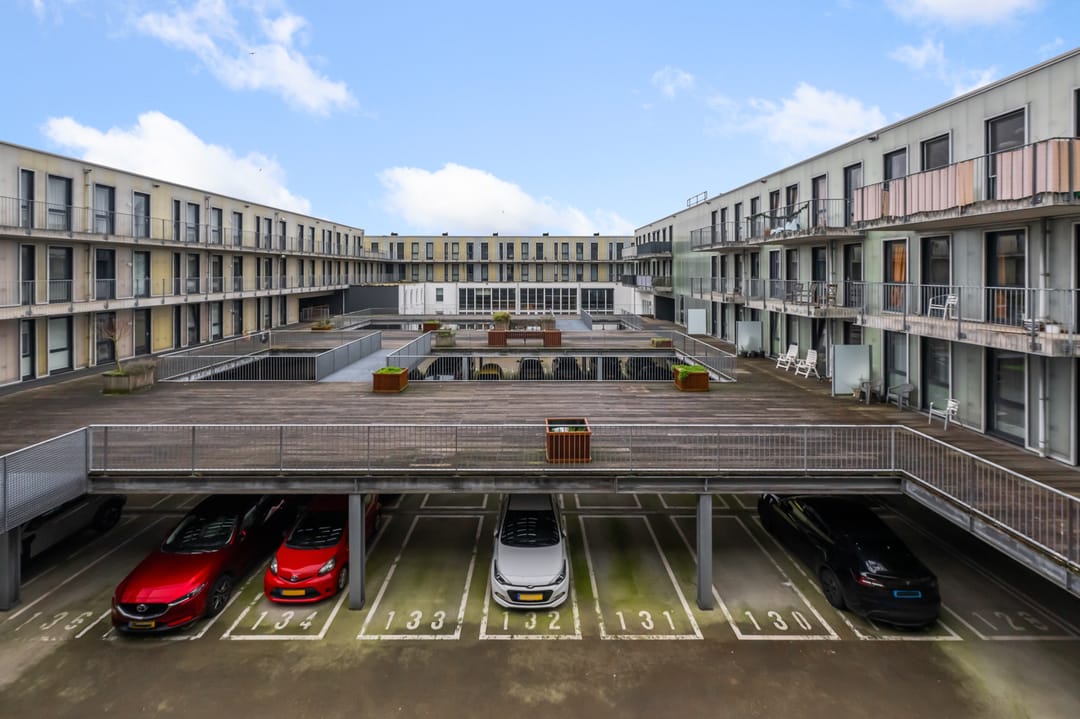 Foto 38 van Laan der Nederlanden 68-G