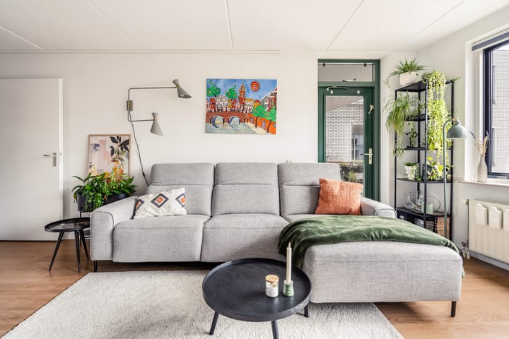 Foto 2 van Henriëtte Roland Holststraat 44