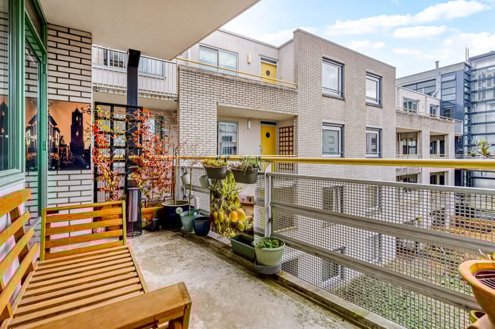 Foto 4 van Henriëtte Roland Holststraat 44