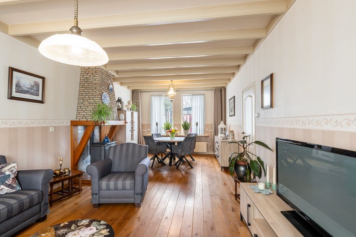 Foto 2 van Tienhoven 10