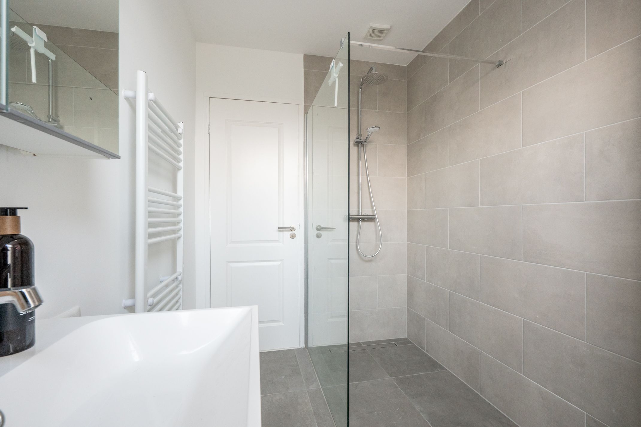 Photo 42 of Cremerstraat 62