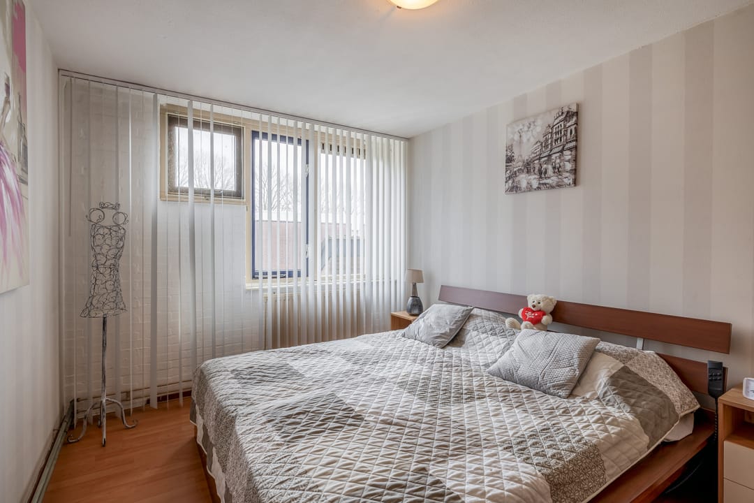 Foto 17 van Esdoornlaan 34