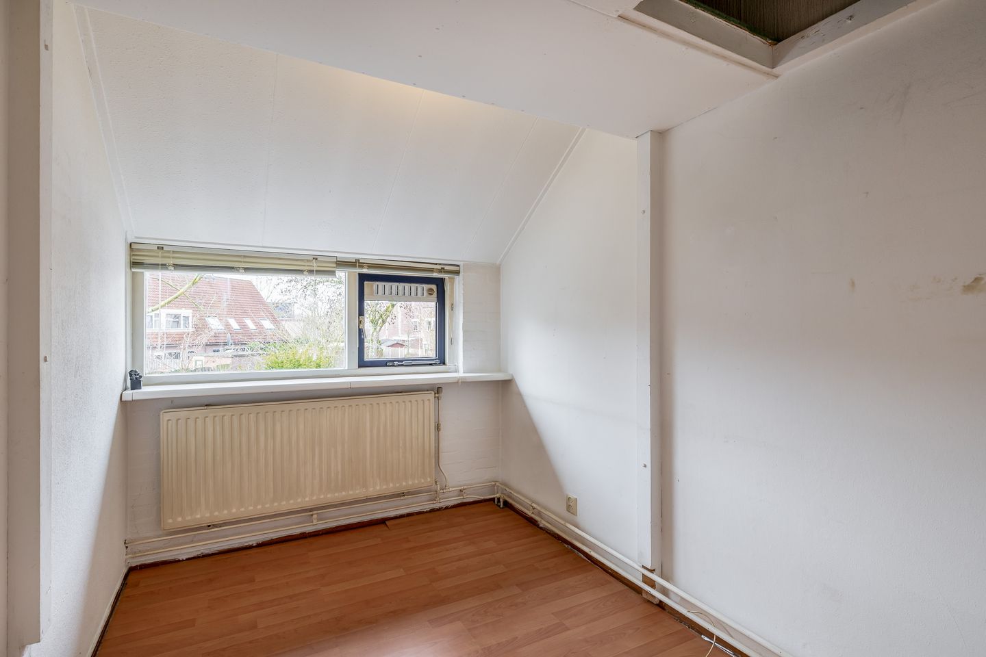 Foto 25 van Esdoornlaan 34