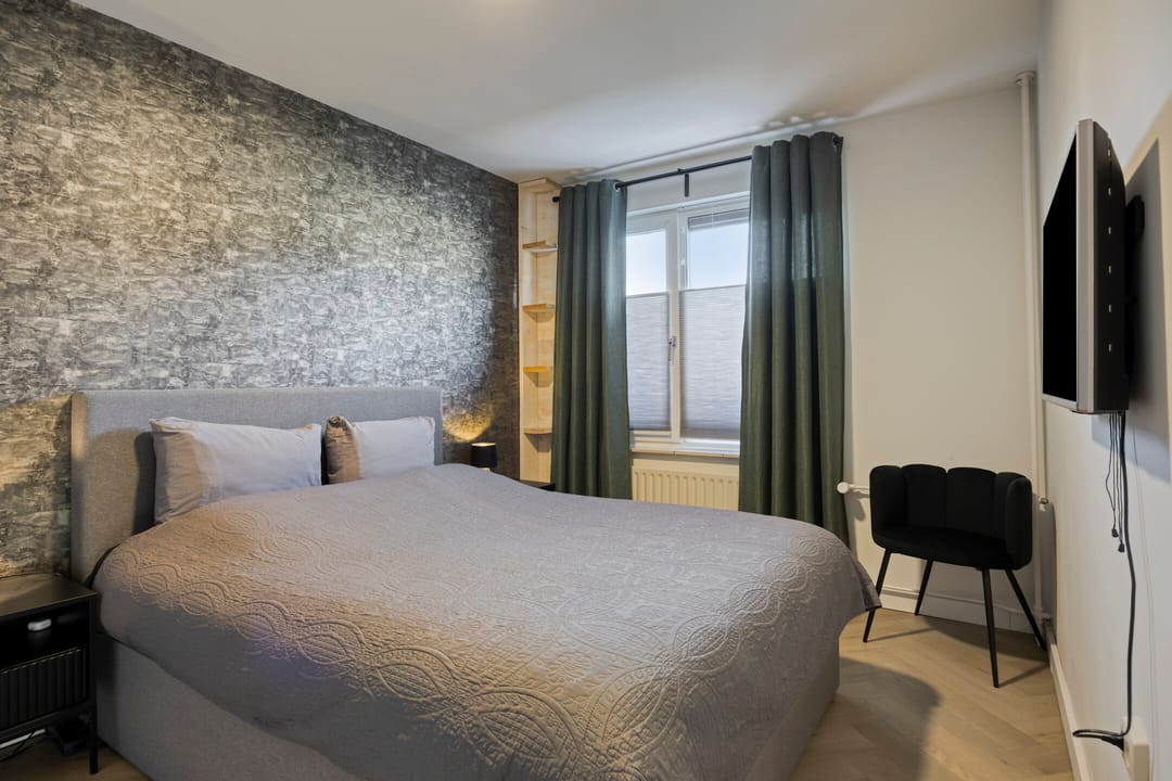 Modern Renovated Family Home with Luxury Finishes in Tongelre — 20
