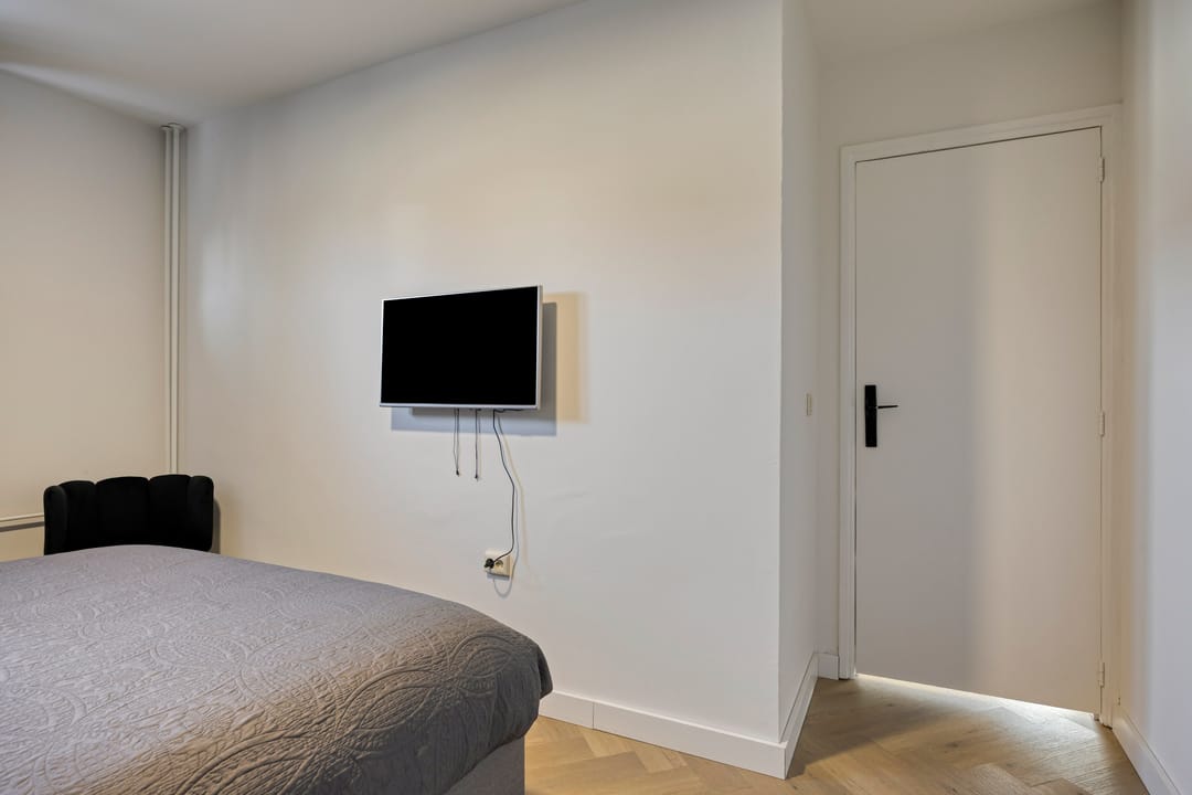 Modern Renovated Family Home with Luxury Finishes in Tongelre — 21