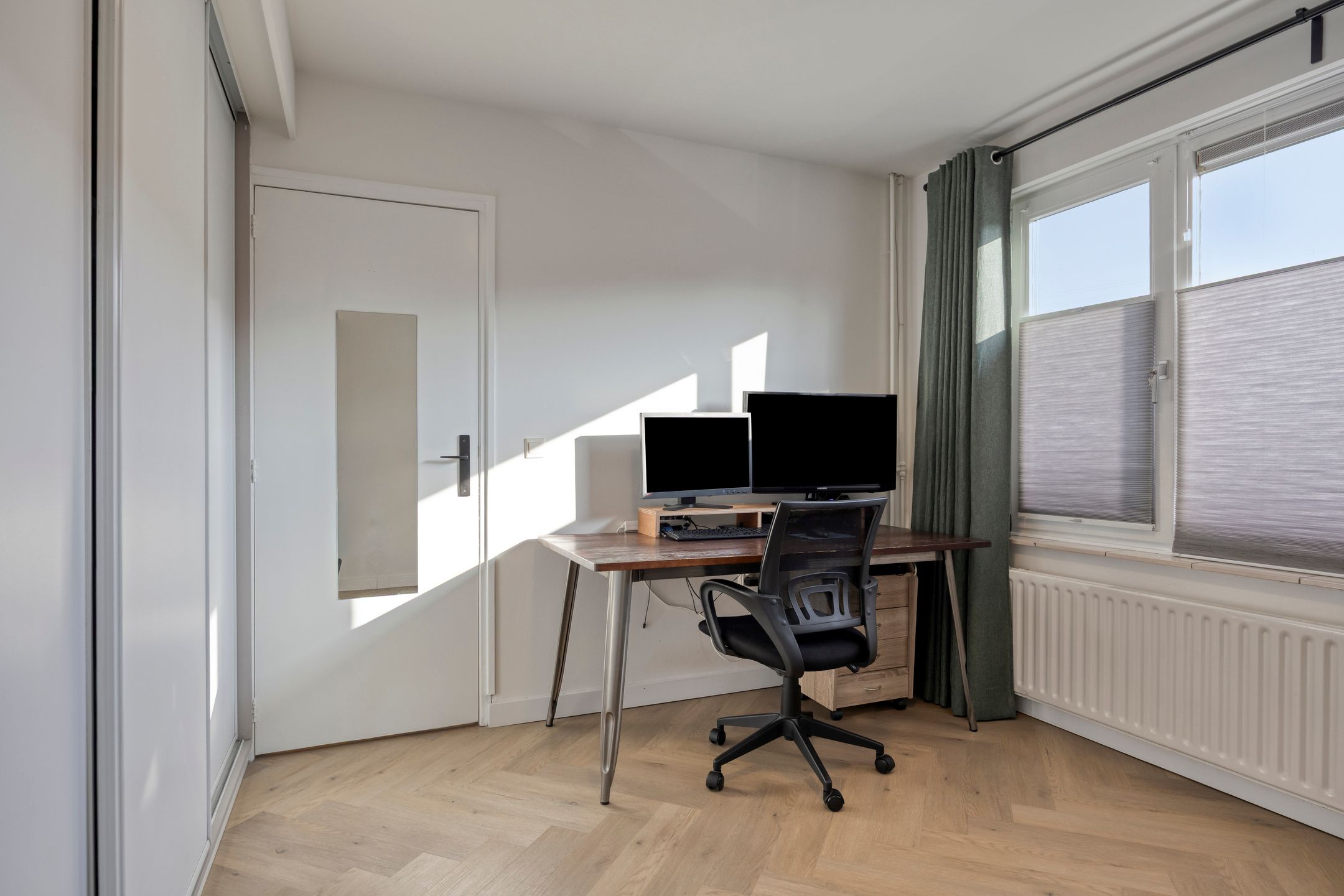 Modern Renovated Family Home with Luxury Finishes in Tongelre — 25