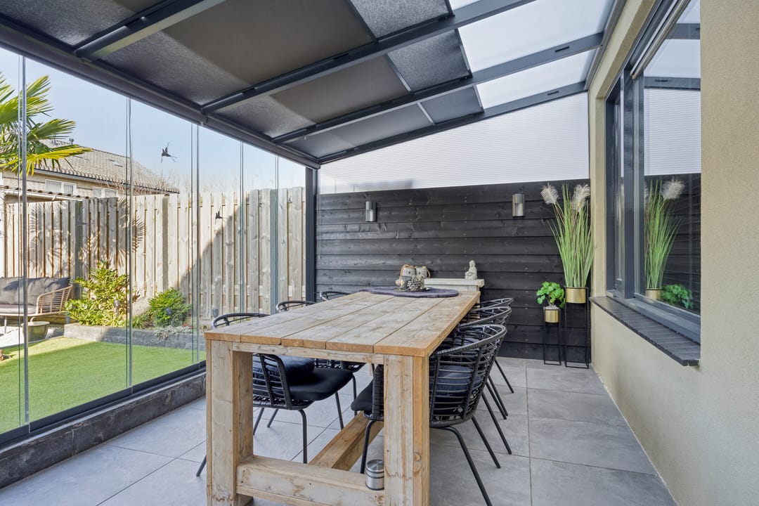 Modern Renovated Family Home with Luxury Finishes in Tongelre — 30