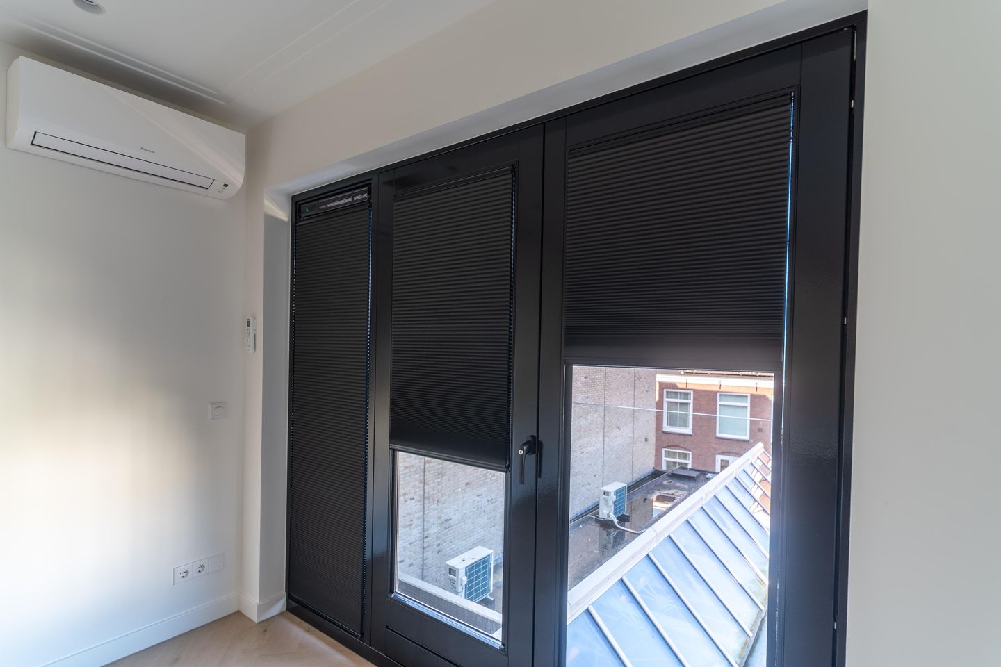 Photo 40 of Houtplein 10-B