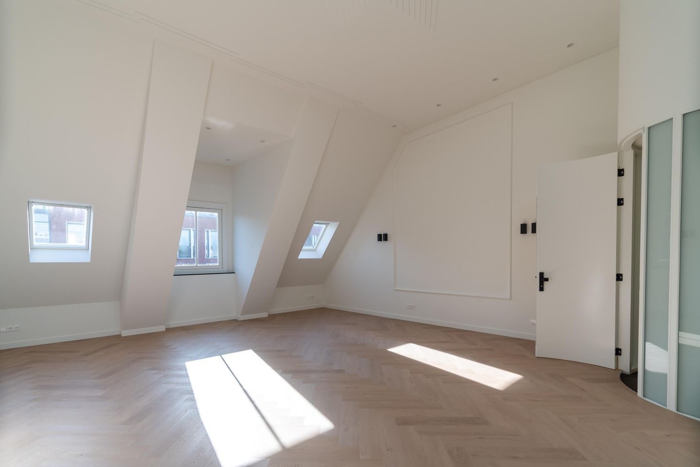 Photo 5 of Houtplein 10-B