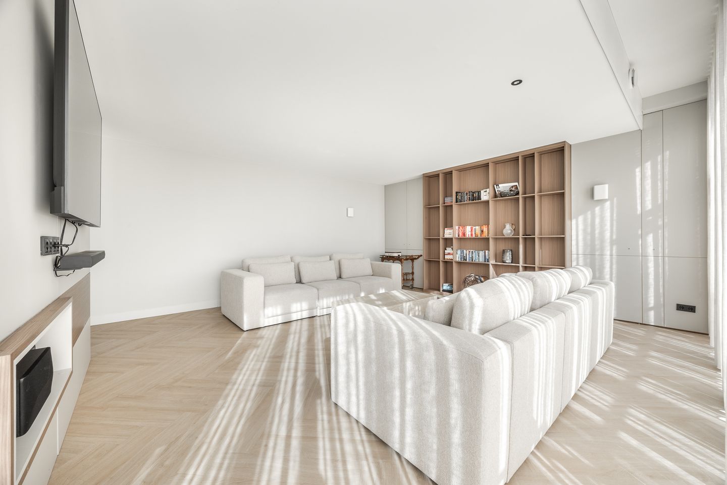 Foto 19 van Zilverparkkade 132