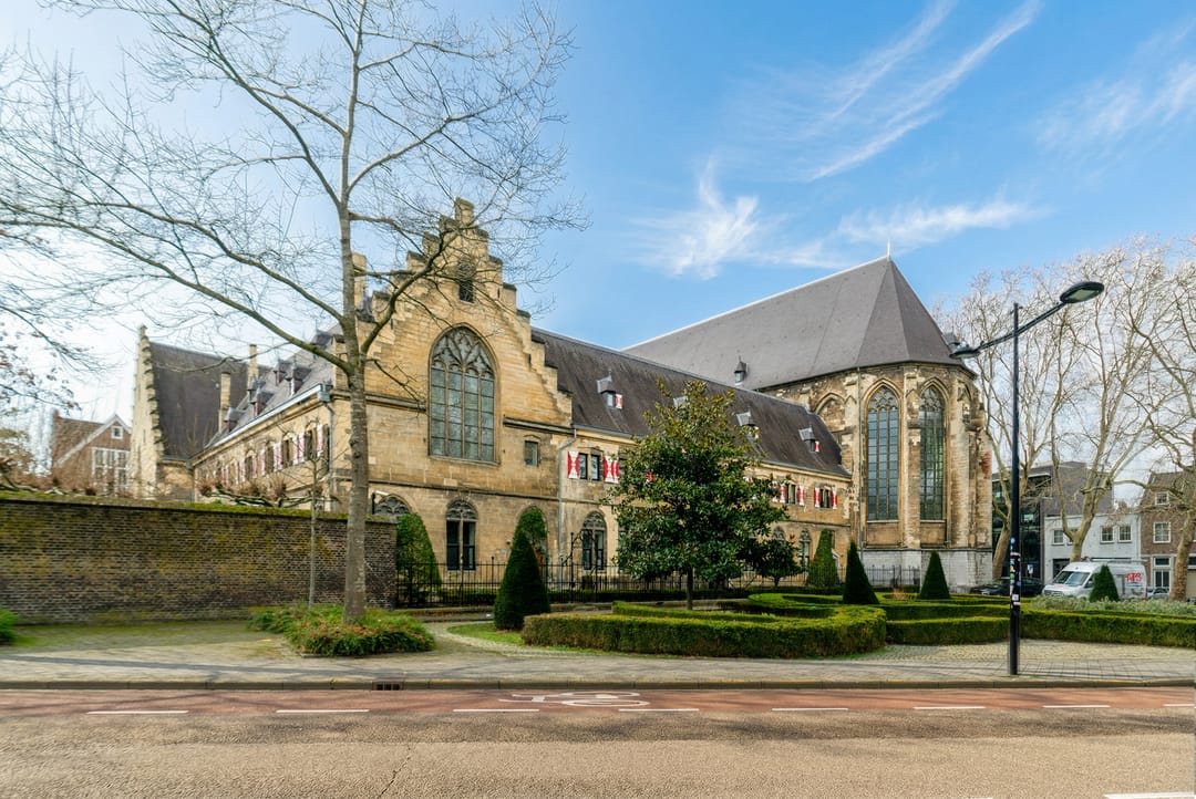 Historic Monumental Townhouse in Central Maastricht — 22