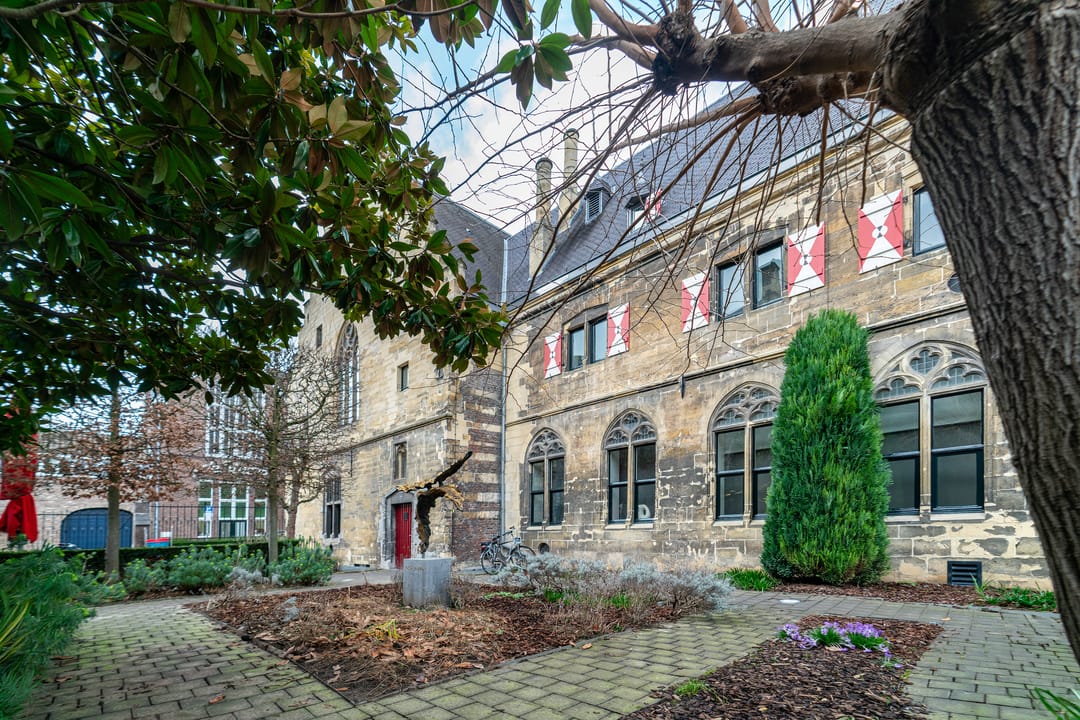 Historic Monumental Townhouse in Central Maastricht — 23