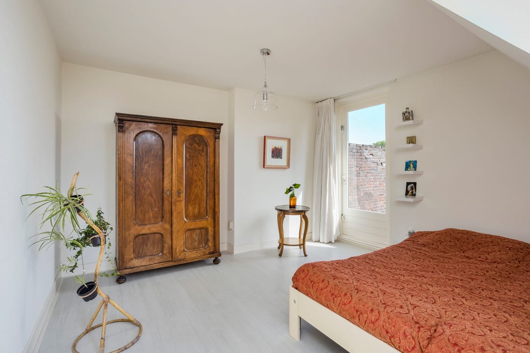 Charming 1930s Semi-Detached House with Modern Renovations in Rheden — 20