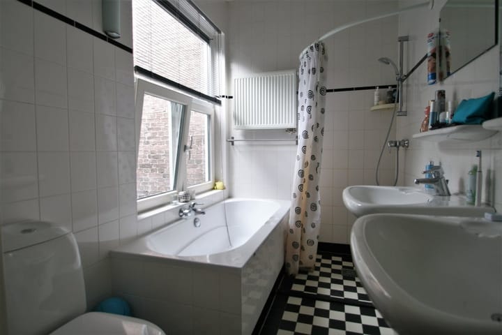 Foto 5 van Gierstraat 33-B