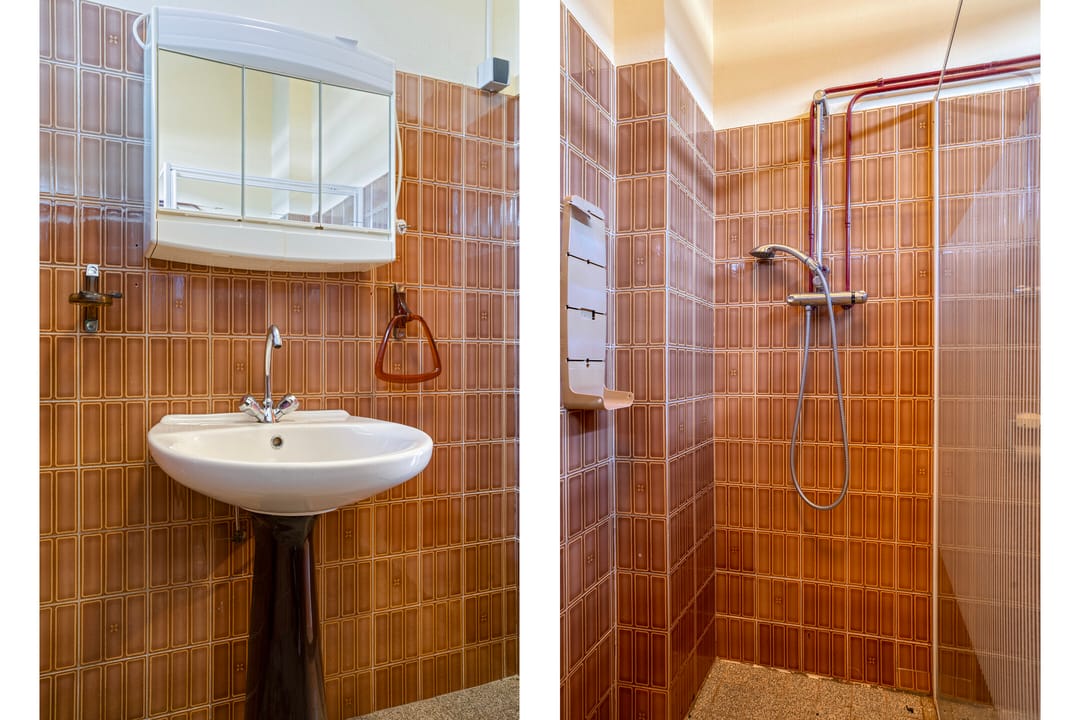 Corner house with renovation potential in Lelystad — 13