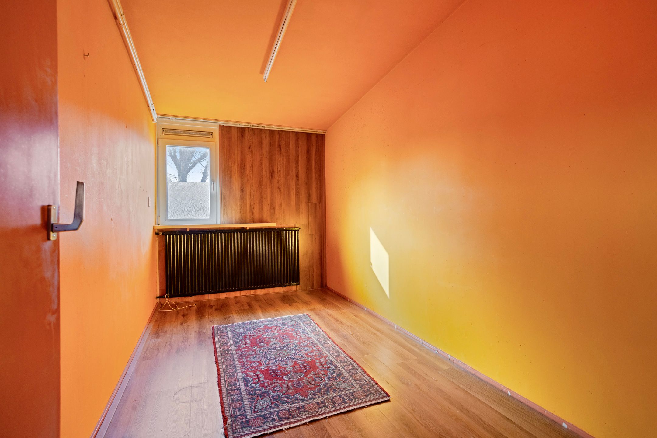 Corner house with renovation potential in Lelystad — 18