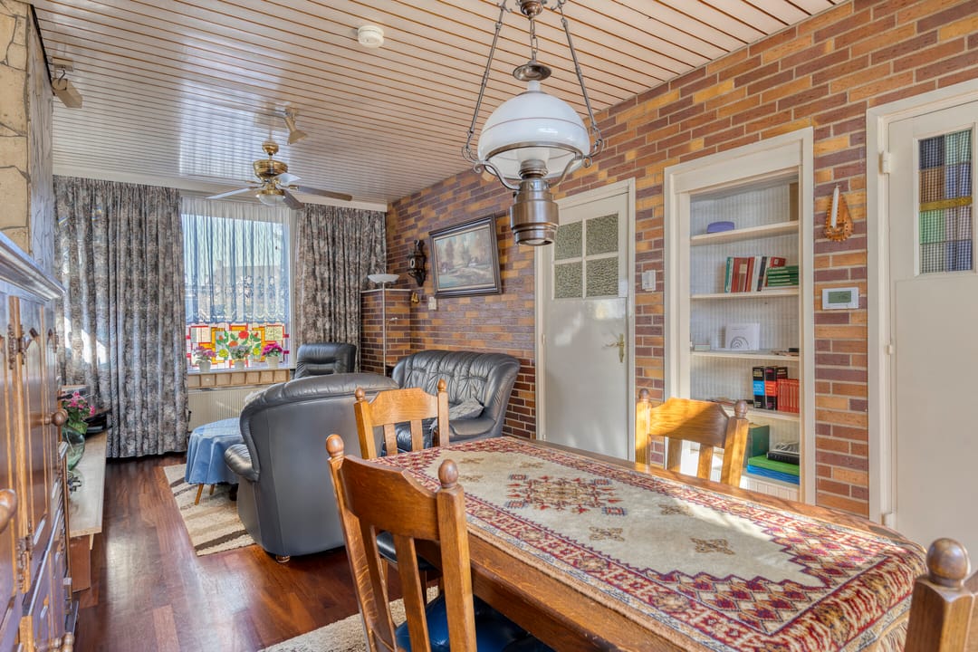 Foto 7 van Bredaseweg 75