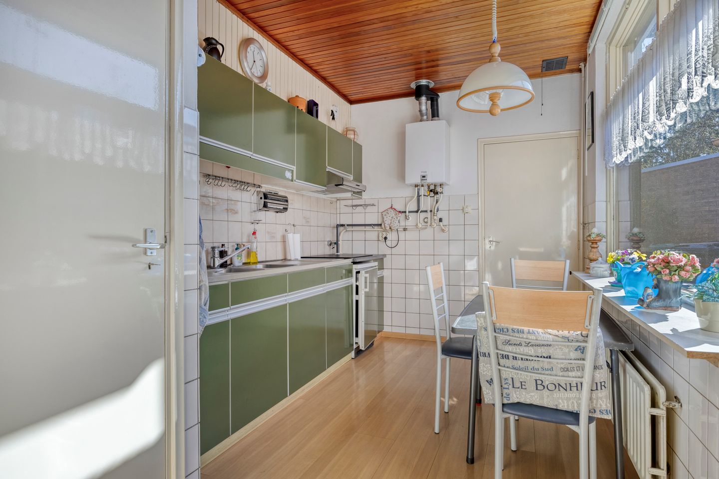 Foto 10 van Bredaseweg 75