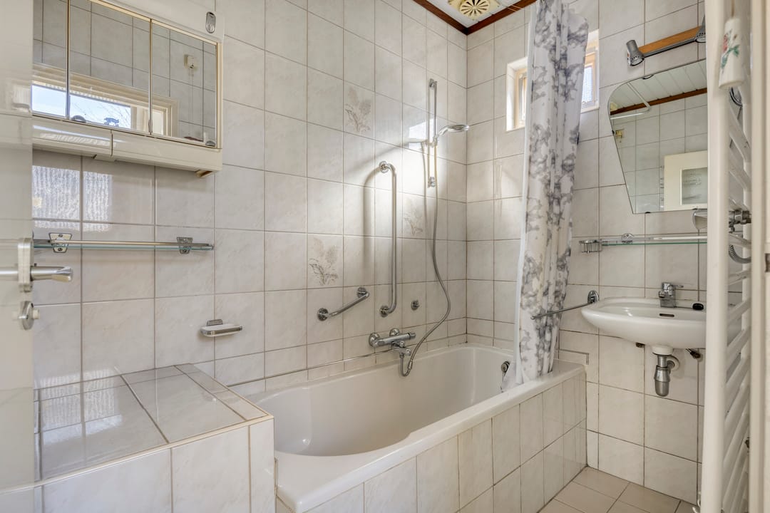 Foto 13 van Bredaseweg 75