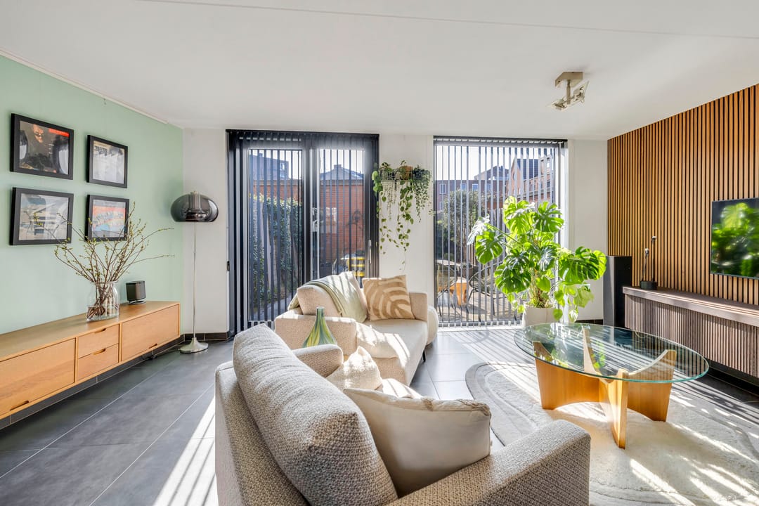 Foto 2 van Burgemeester Honnerlage Gretelaan 41