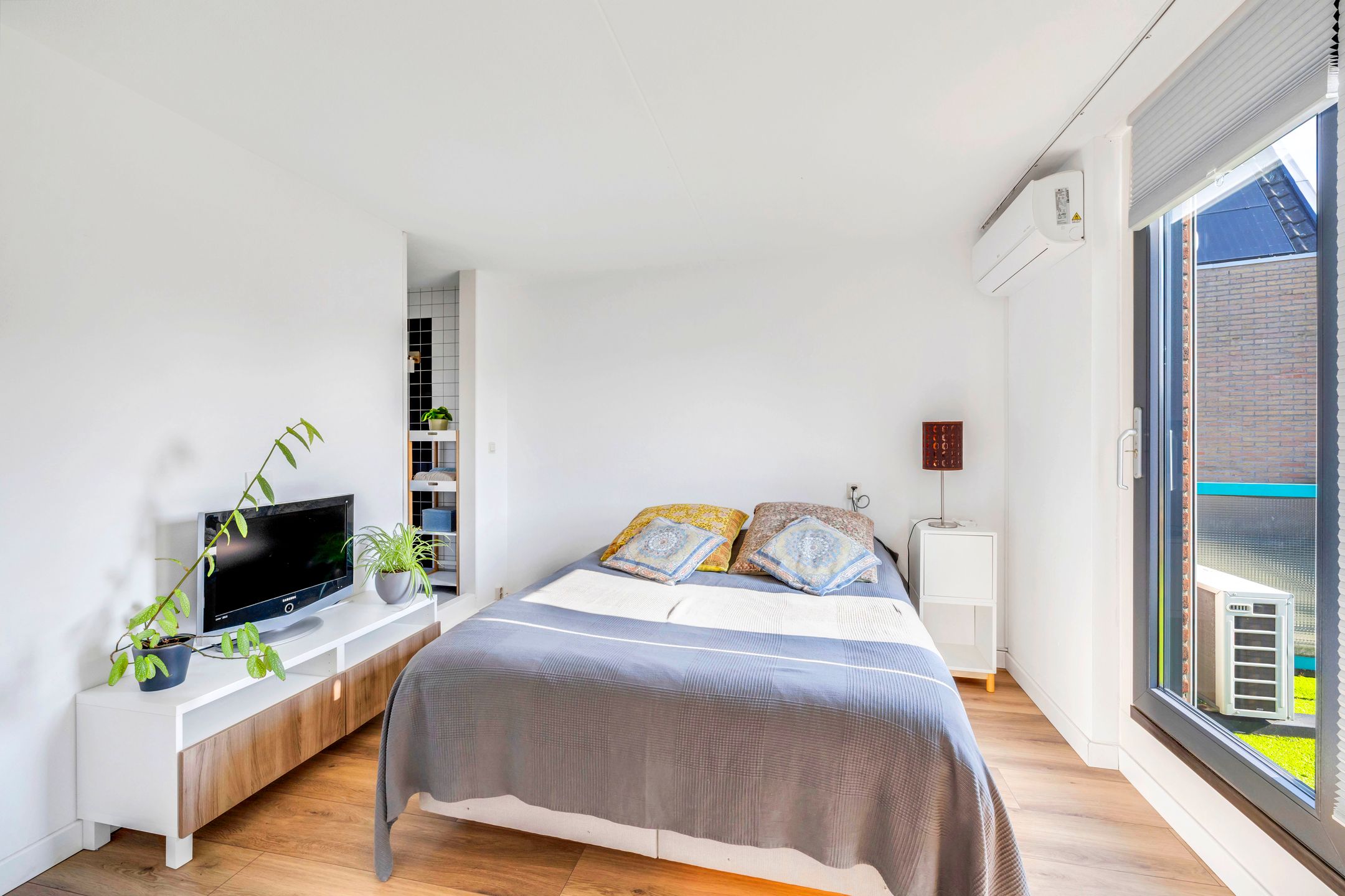 Foto 27 van Burgemeester Honnerlage Gretelaan 41