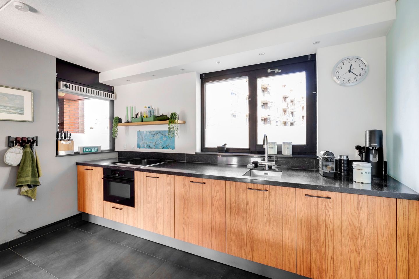 Foto 4 van Burgemeester Honnerlage Gretelaan 41