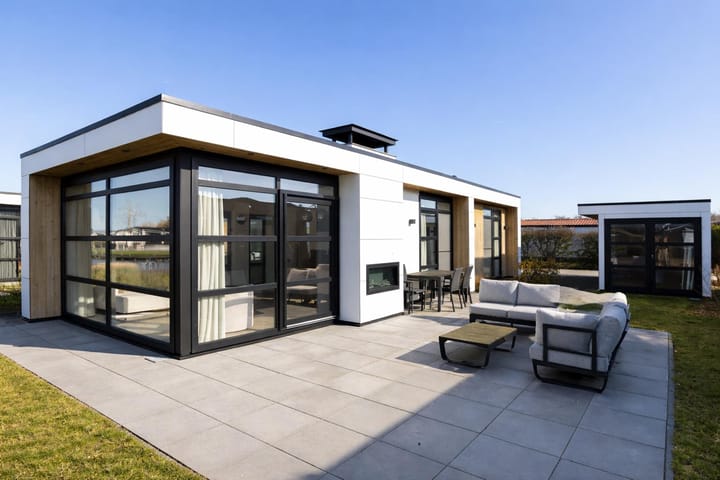 Foto 2 van Nieuw-Loosdrechtsedijk 215-15