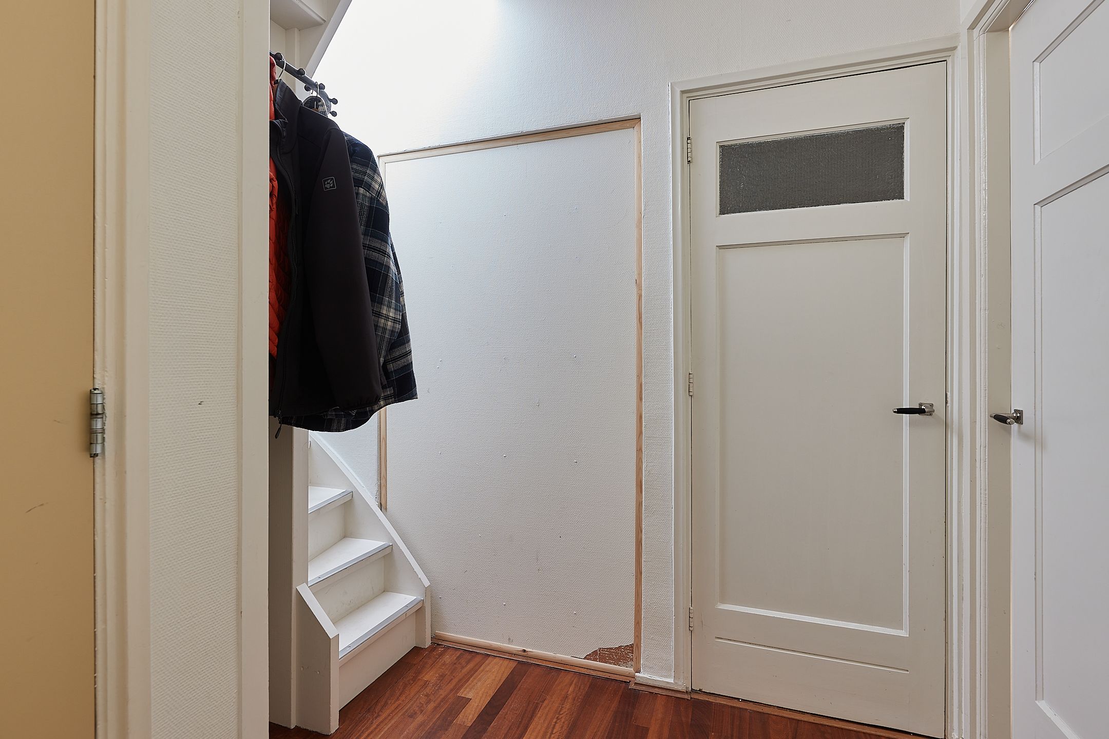 Charming 1950s Maisonette in Green Bohemen Neighborhood — 20