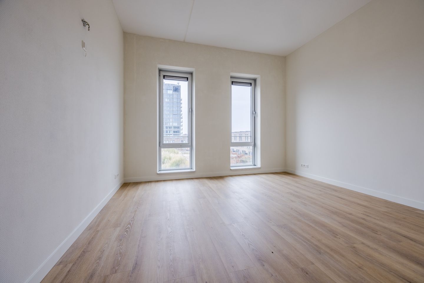Modern 3-room apartment with terrace and parking in Binckhorst, Den Haag — 18