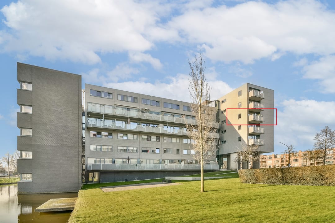 Foto 2 van Ladogameerhof 165