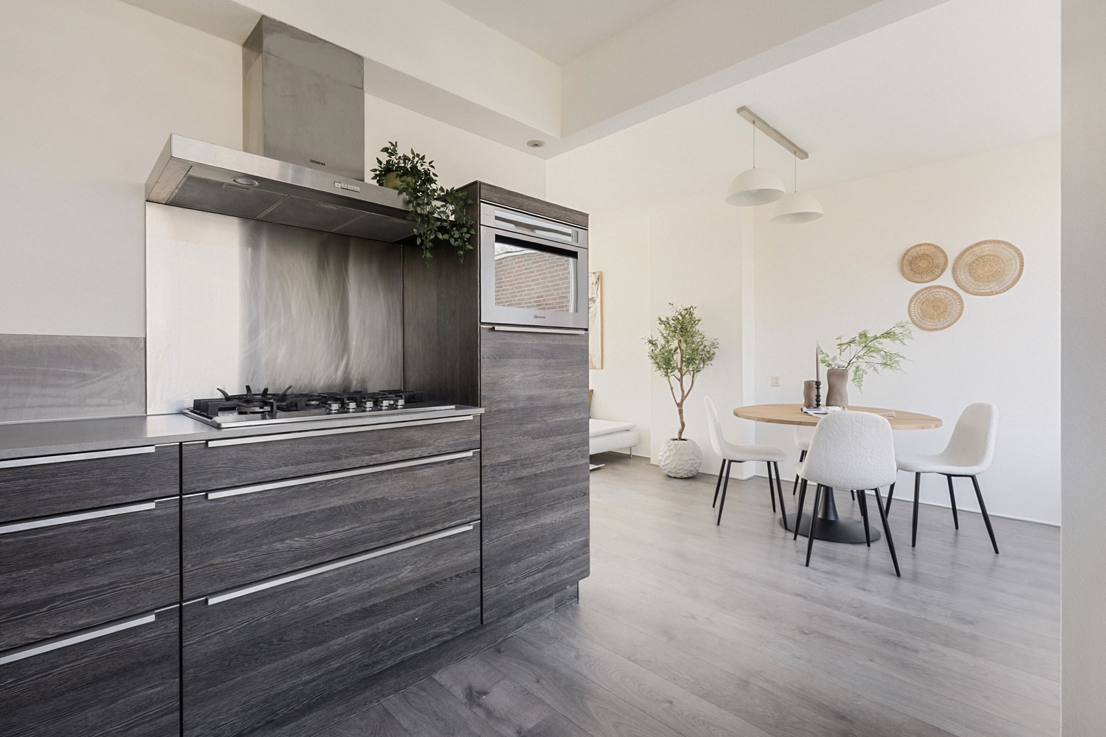 Move-in Ready Terraced House in Quiet 'De Reit' Neighborhood Near Forest and City Center — 12
