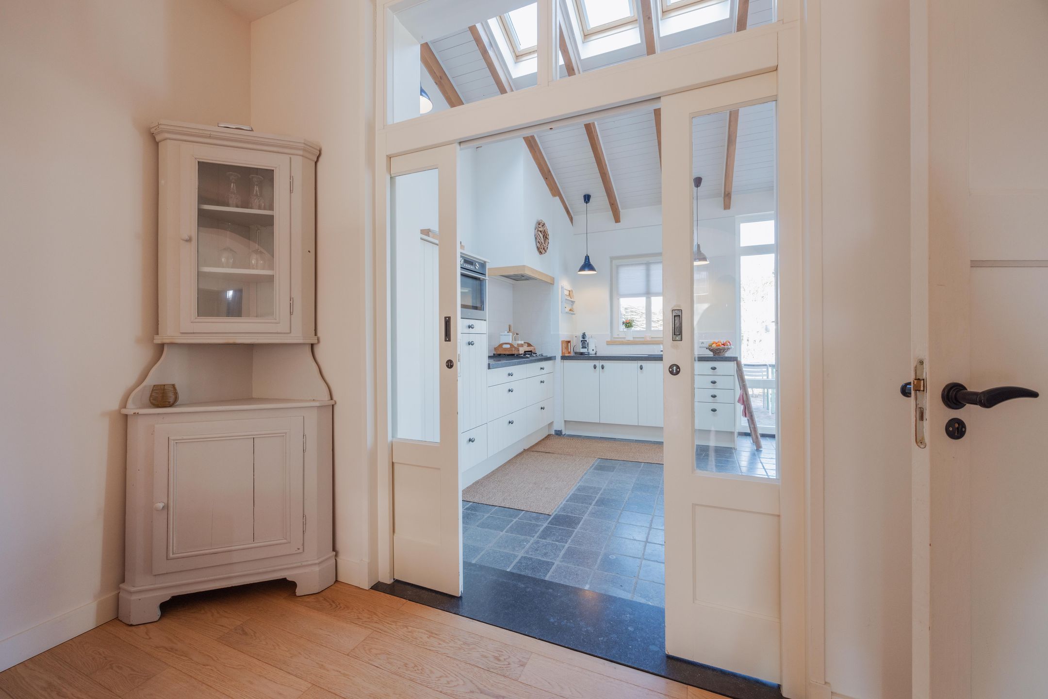Charming Renovated Two-Storey Home with Large Garden in Horst Centre — 12