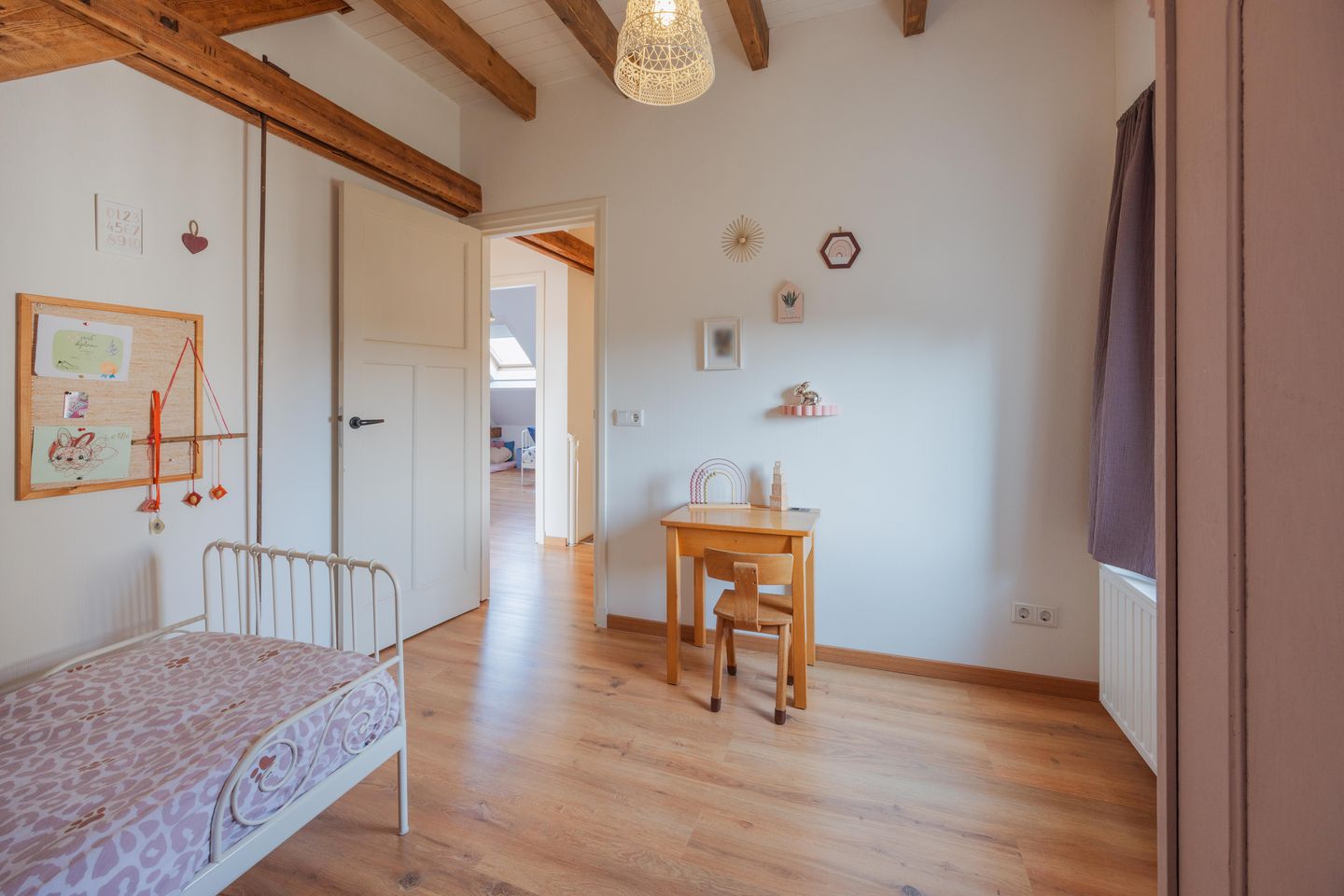 Charming Renovated Two-Storey Home with Large Garden in Horst Centre — 31