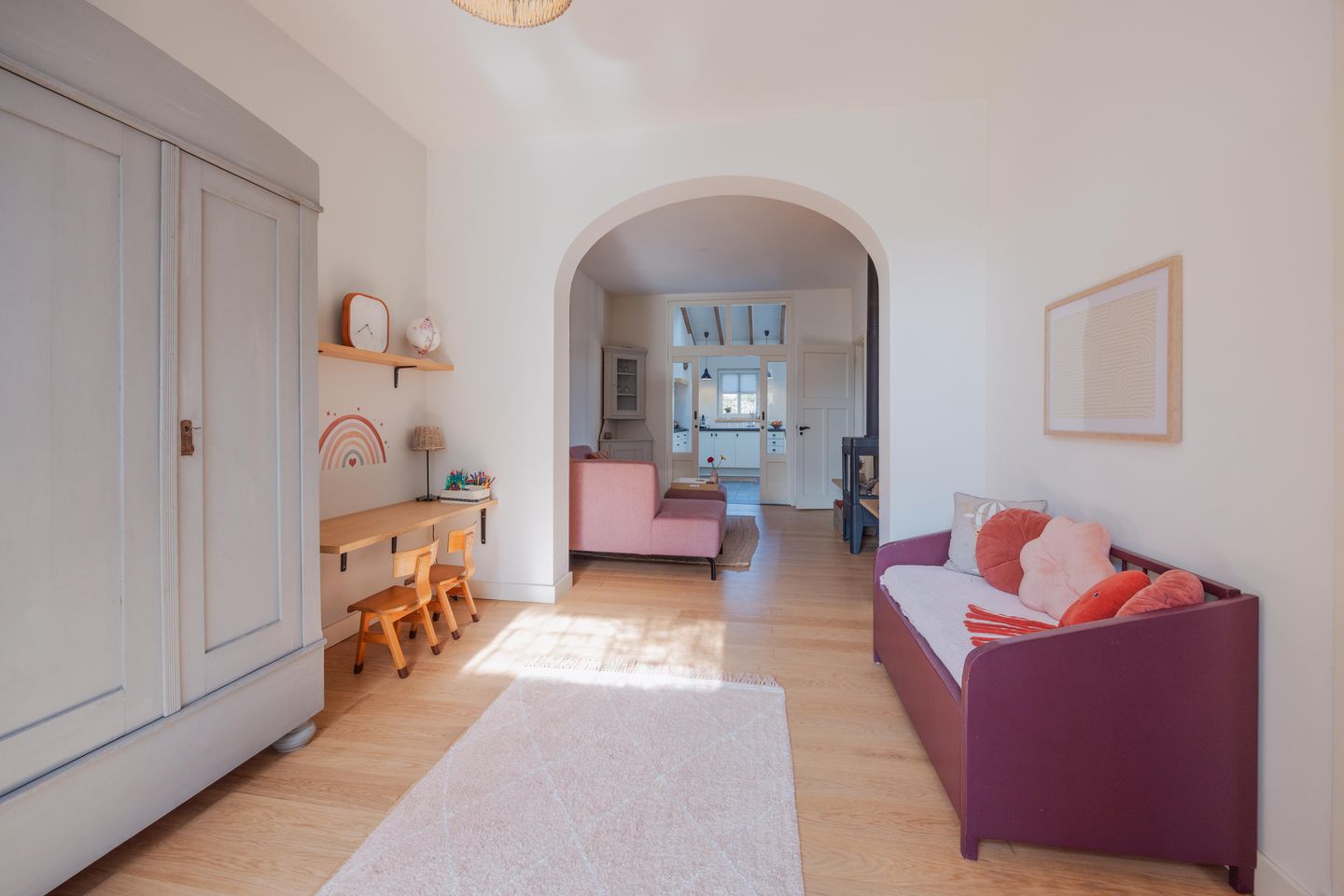 Charming Renovated Two-Storey Home with Large Garden in Horst Centre — 7
