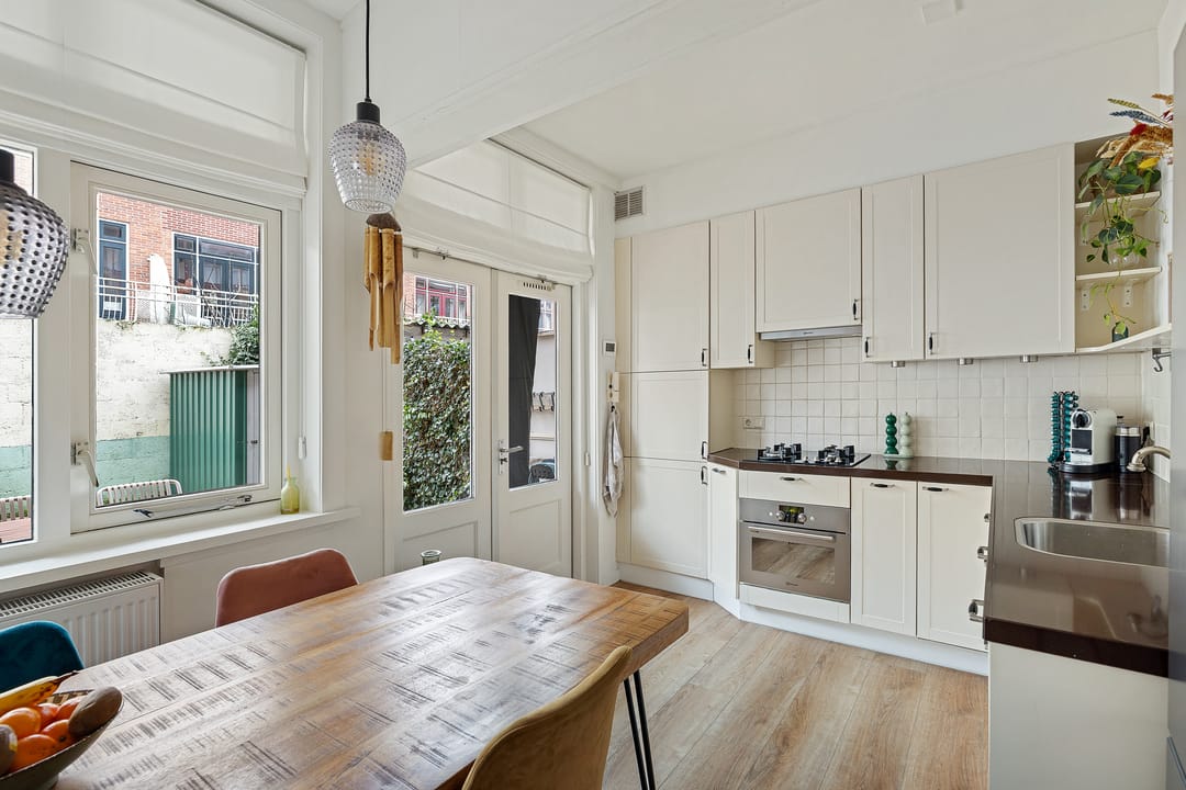 Foto 8 van Nieuwravenstraat 15