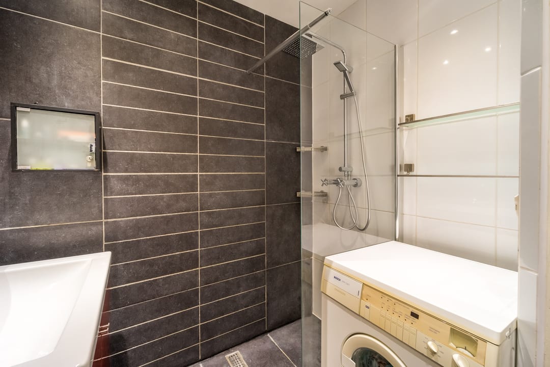 Charming 2-room apartment on freehold land in Amsterdam Linnaeusparkbuurt — 23
