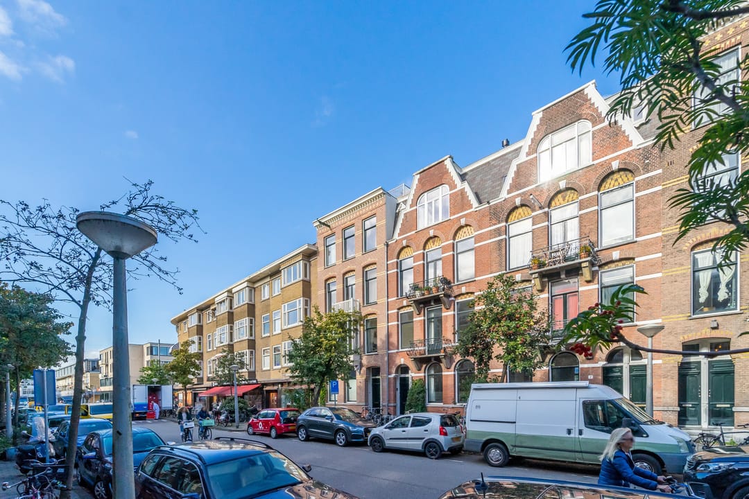 Charming 2-room apartment on freehold land in Amsterdam Linnaeusparkbuurt — 26