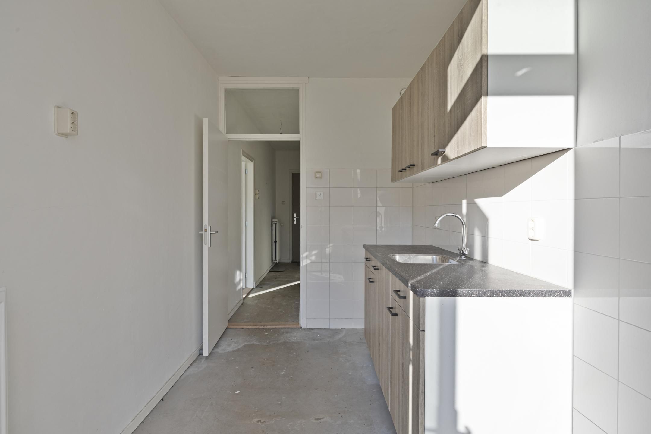 Spacious Family Home with 4 Bedrooms in Heusdenhout — 18