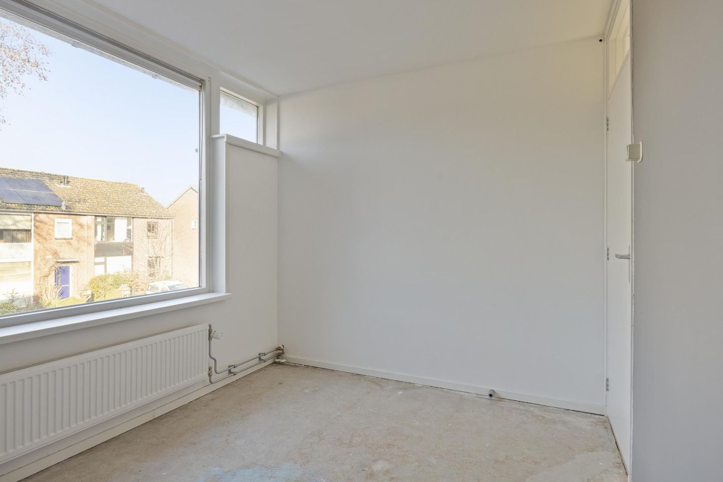 Spacious Family Home with 4 Bedrooms in Heusdenhout — 25