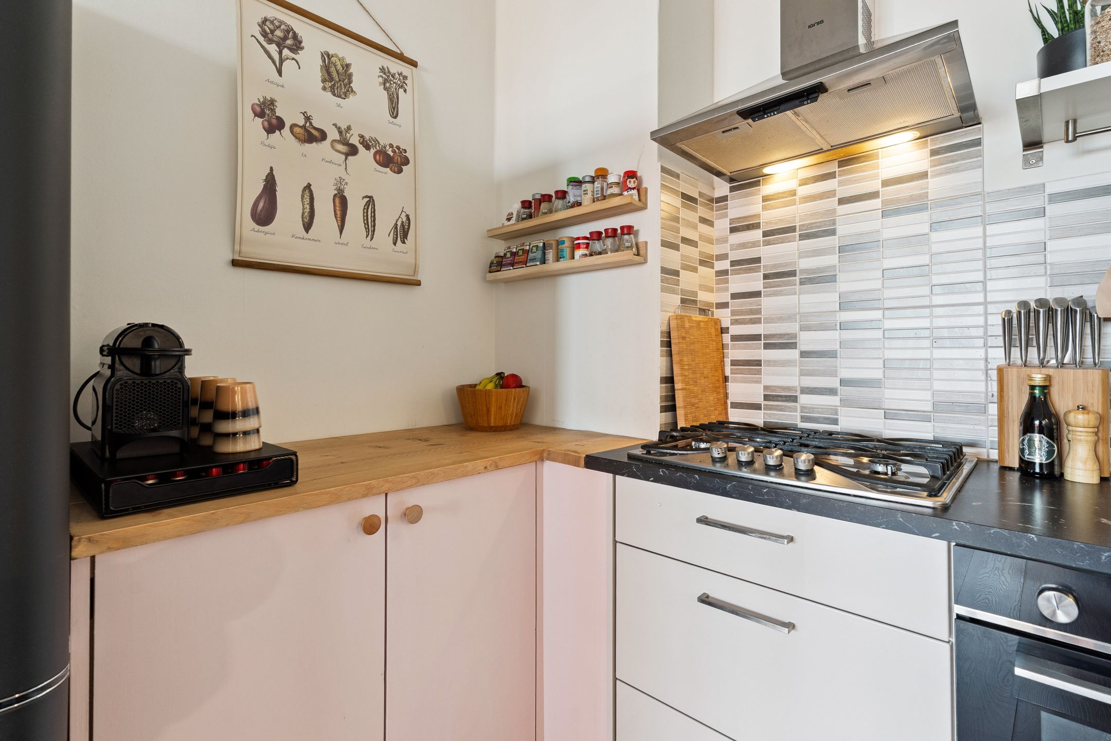 Light apartment with balcony and private parking in Nijmegen city center — 15