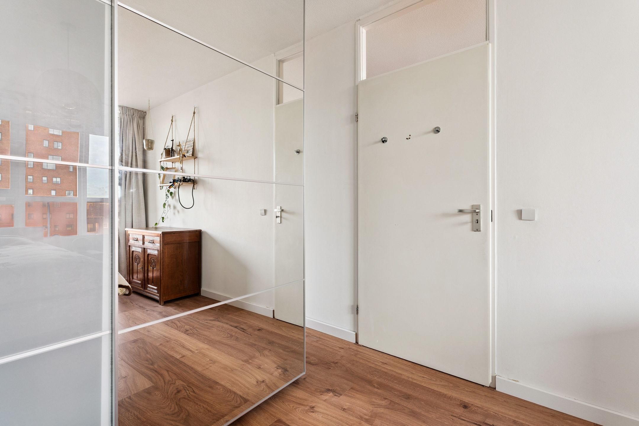 Light apartment with balcony and private parking in Nijmegen city center — 23