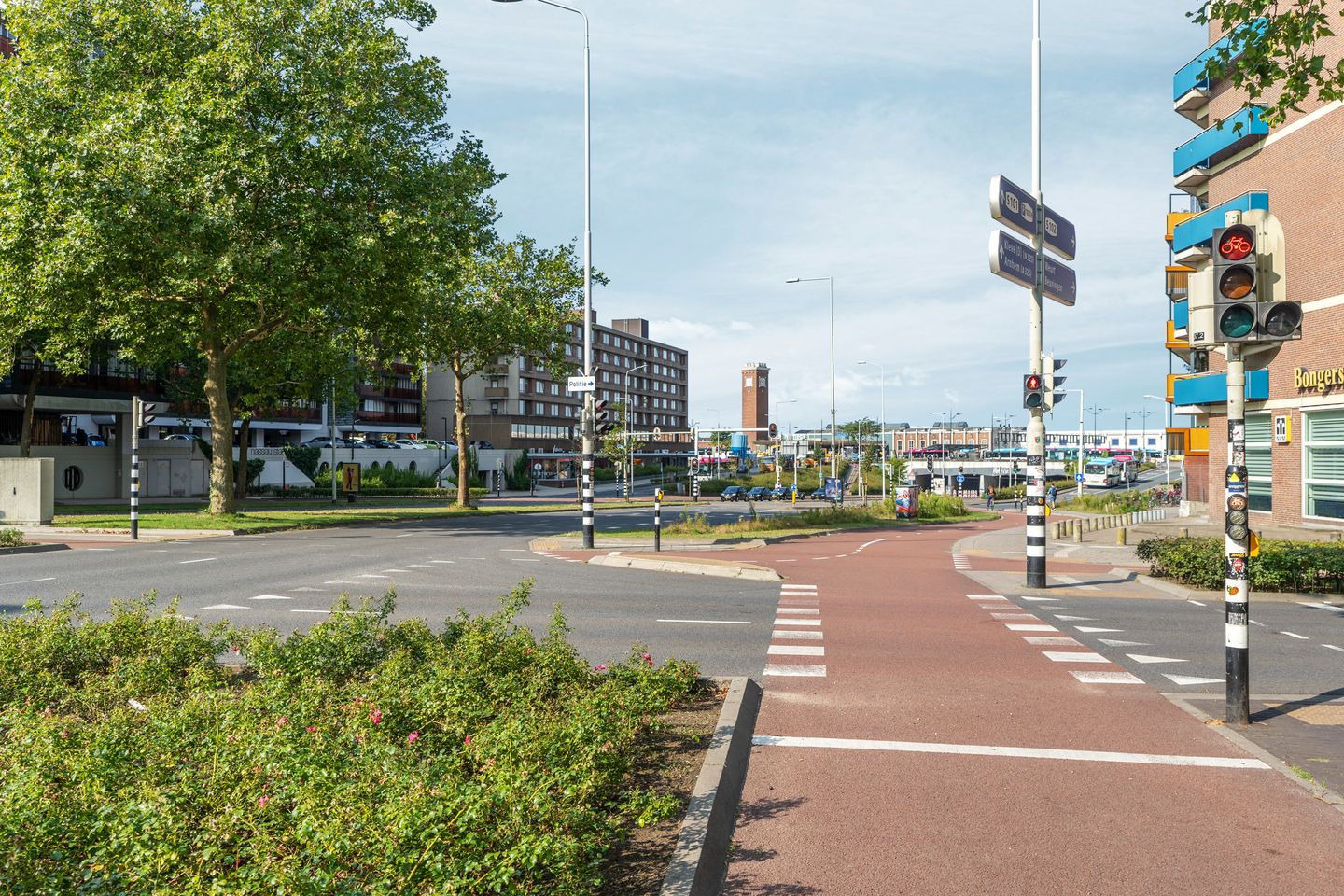Light apartment with balcony and private parking in Nijmegen city center — 33