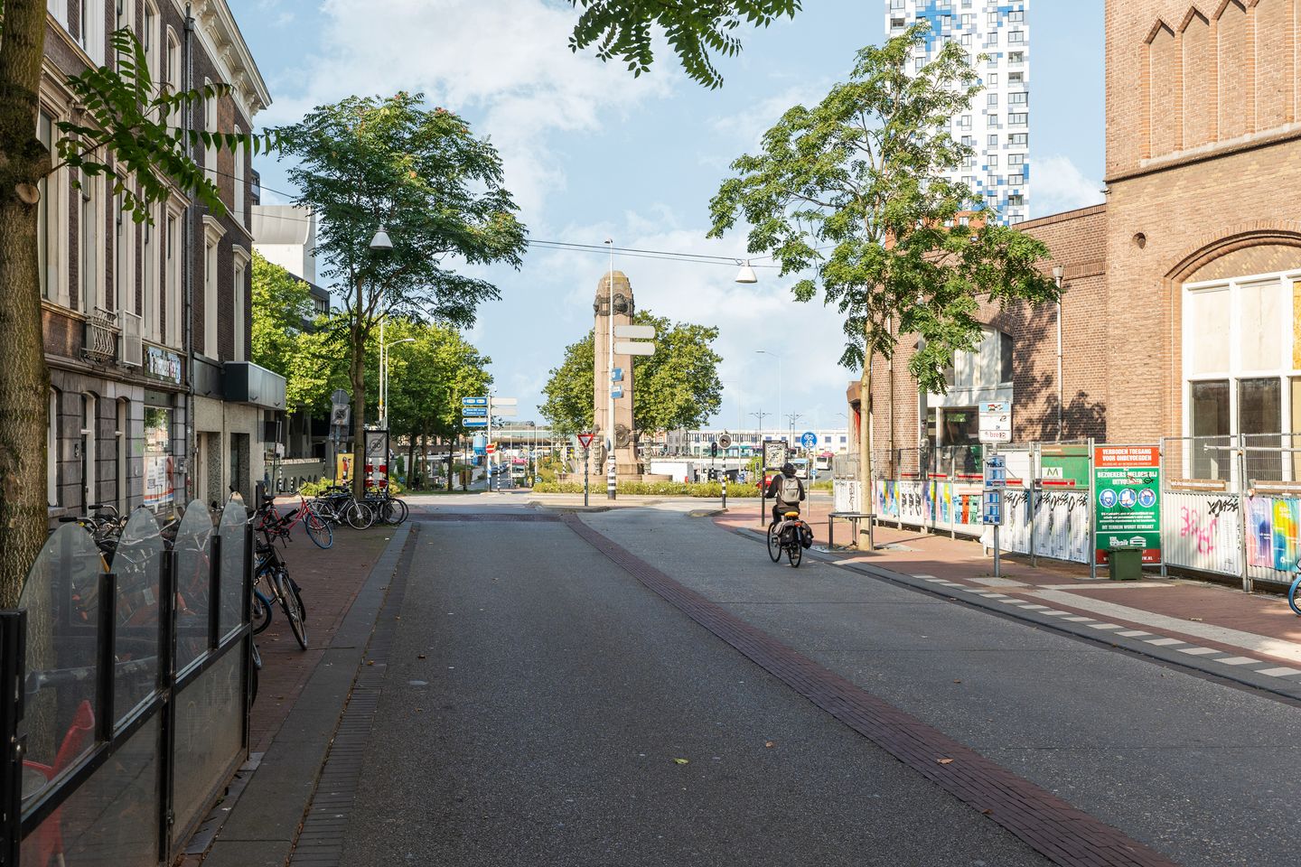 Light apartment with balcony and private parking in Nijmegen city center — 34