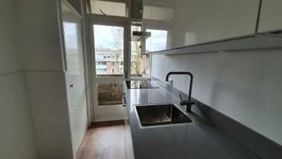 Renovated 4-Room Apartment with Two Balconies in De Bilt Oost — 16