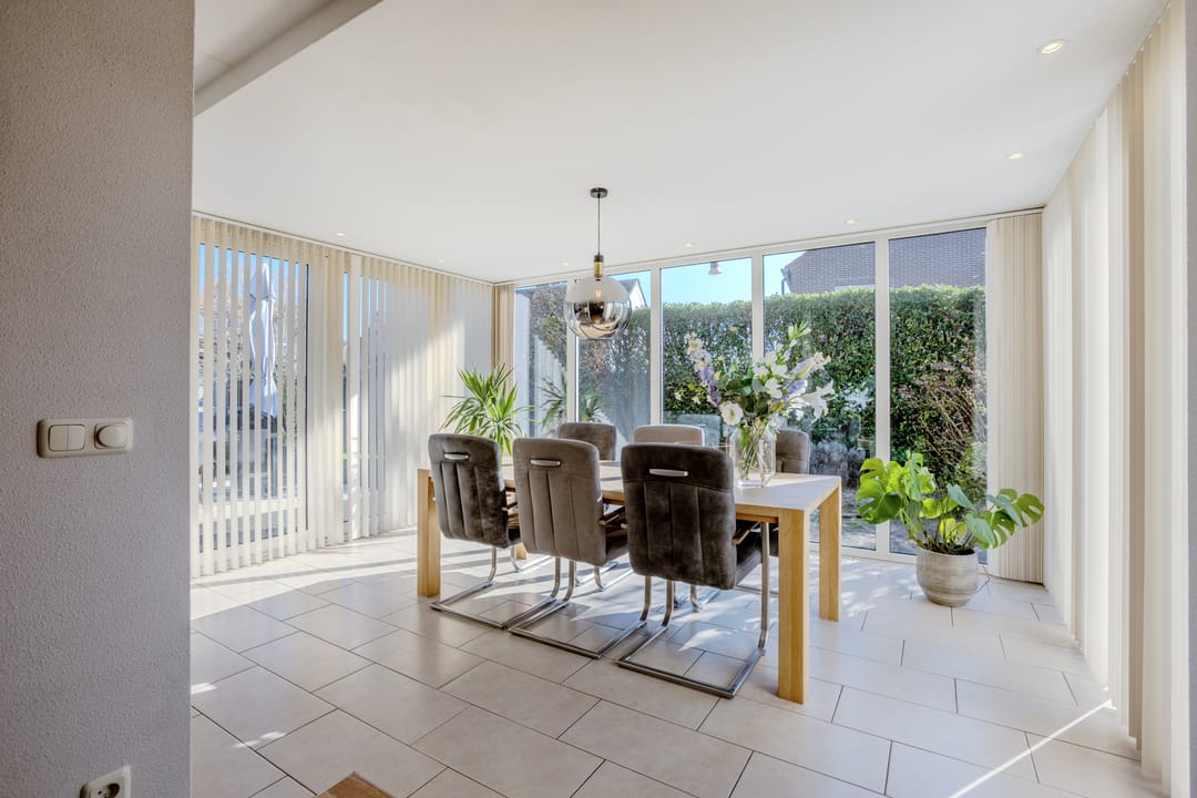 Foto 16 van Burg.van der Grondenstraat 32-A