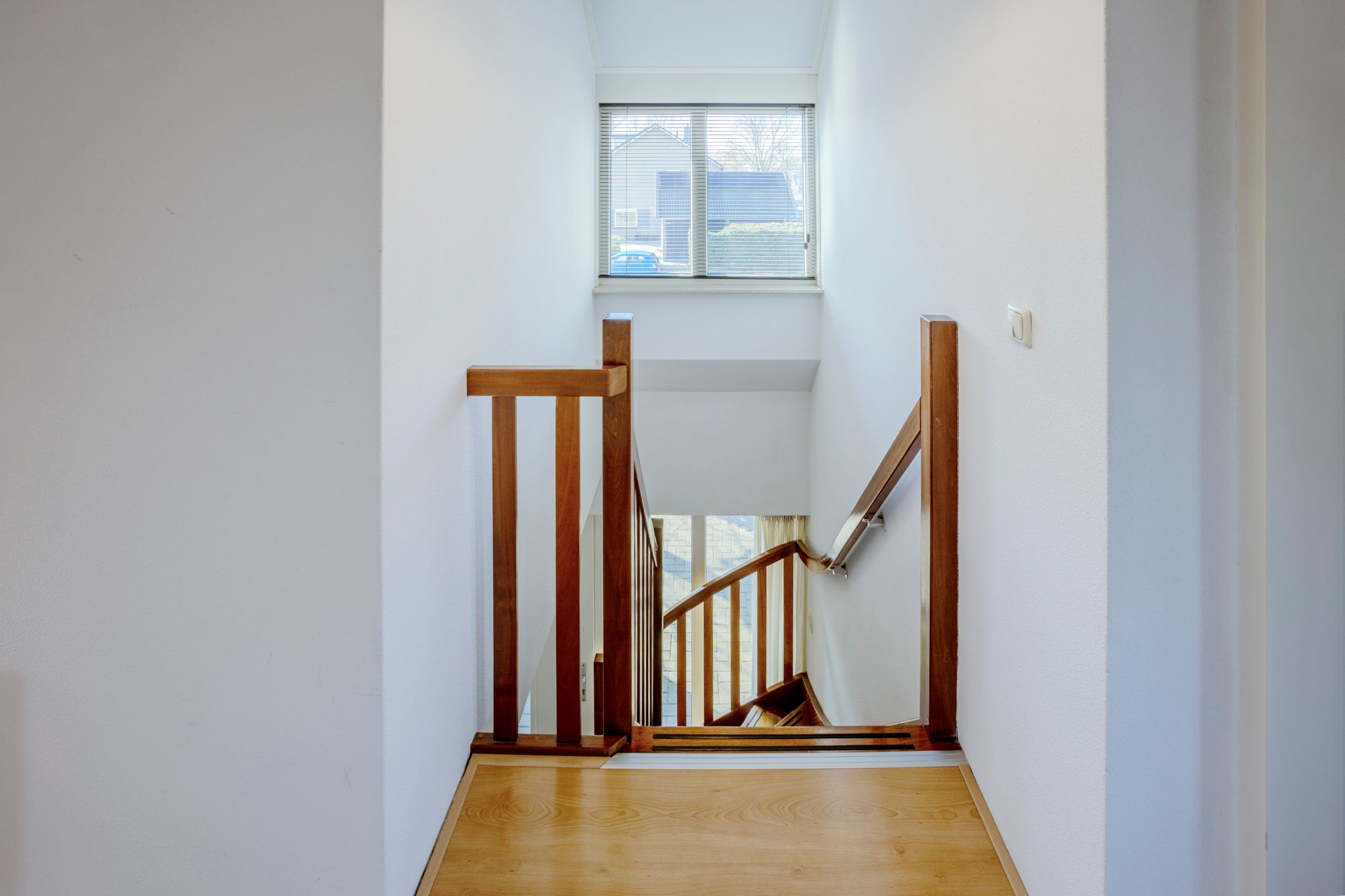 Foto 27 van Burg.van der Grondenstraat 32-A