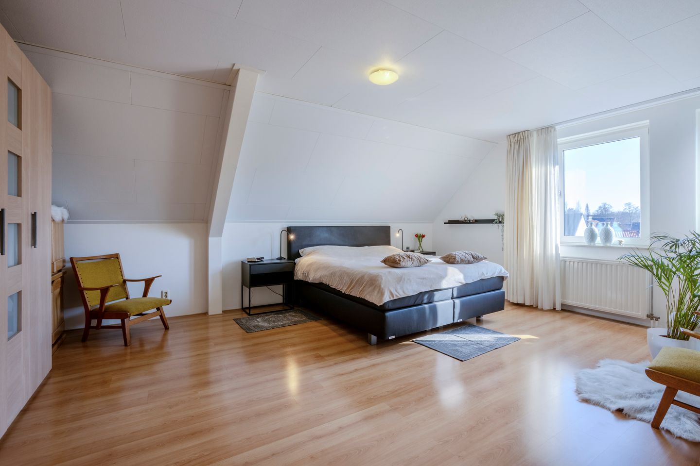 Foto 29 van Burg.van der Grondenstraat 32-A