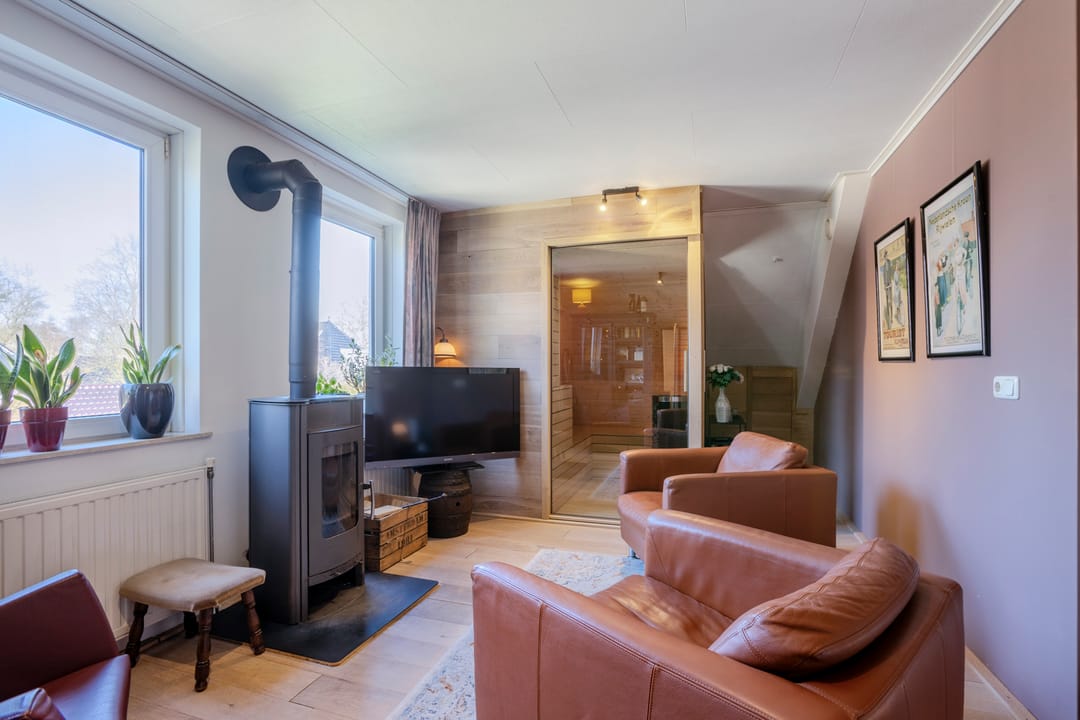 Foto 38 van Burg.van der Grondenstraat 32-A